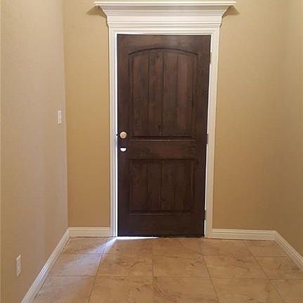 5th image of 119 Donna Cir