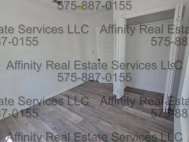 613 N Guadalupe St — Photo 6