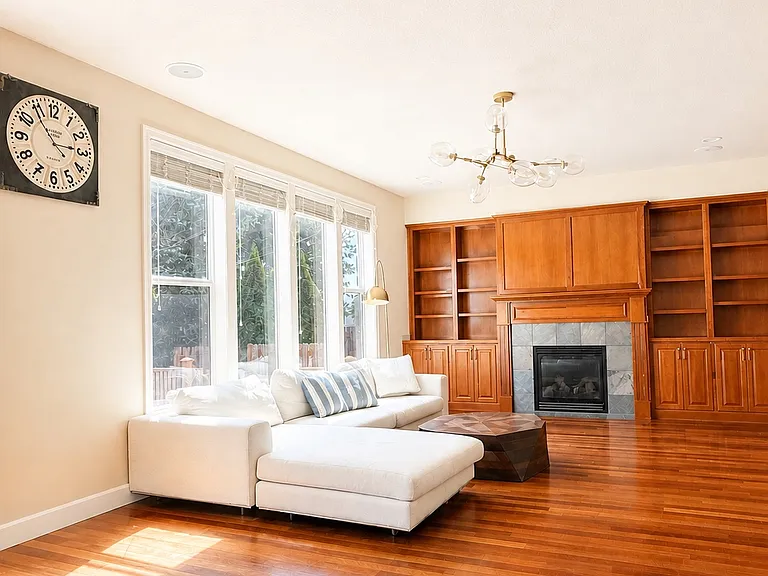 11018 NW Ironwood Ln — Photo 1