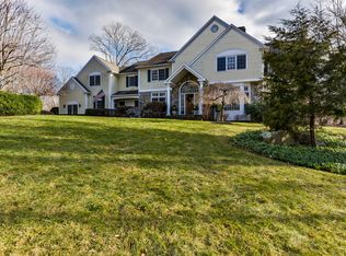 7 Harvest Ln, Weston, CT