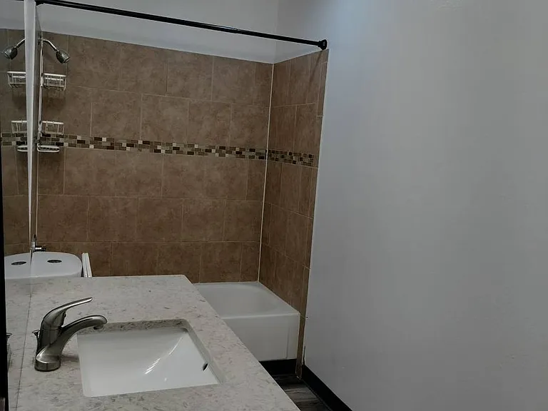1024 Hoyt St #103 — Photo 12