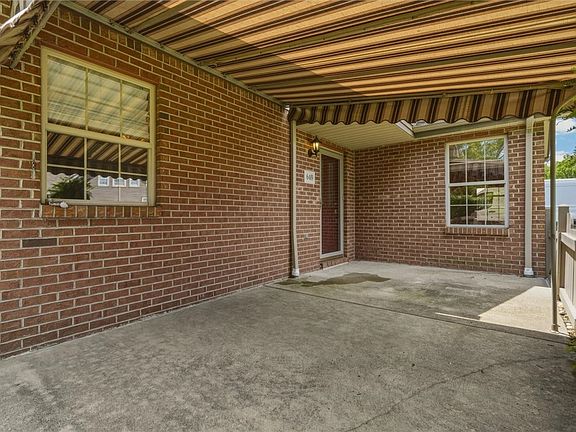 2nd image of 6419 Jefferson Pointe Cir