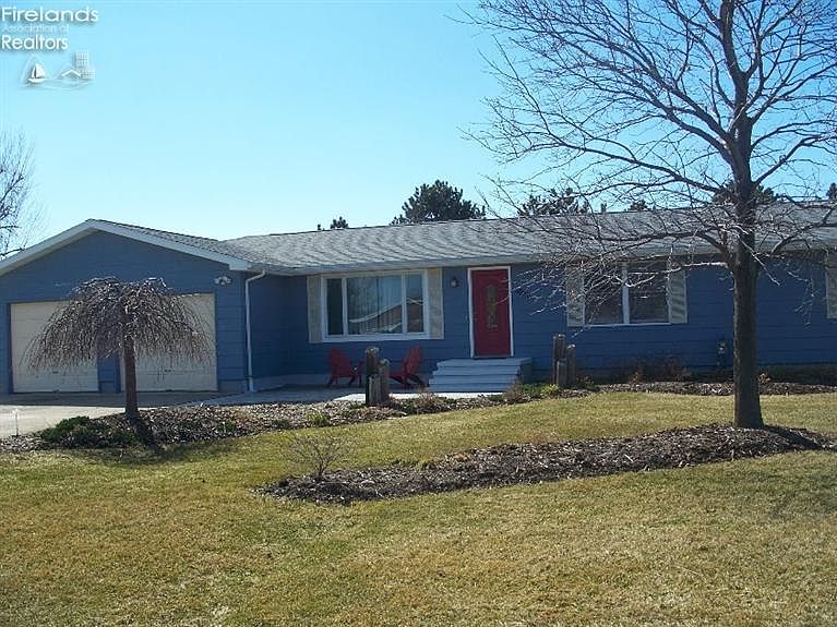 1st image of 2020 S Olaf Dr