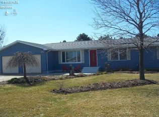 2020 S Olaf Dr, Lakeside Marblehead, OH 43440