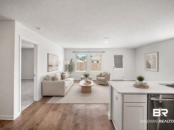5th image of 16933 Valencia Way