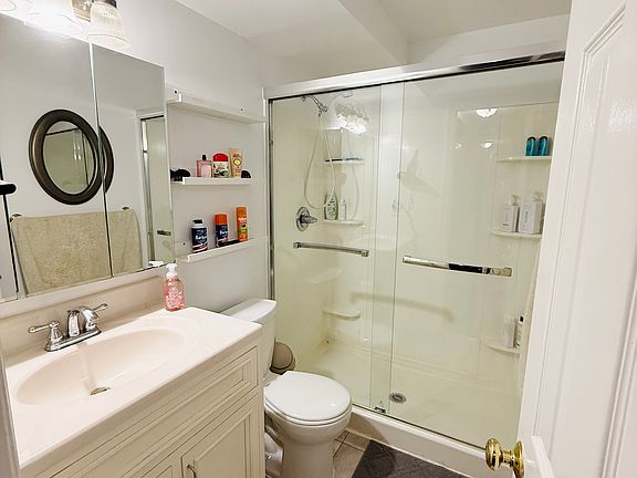 4th image of 2467 Francis Lewis Blvd #1