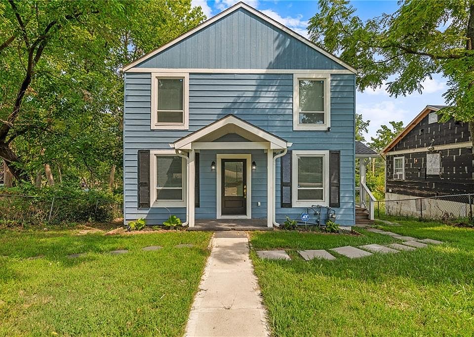 1st image of 2909 Topping Ave