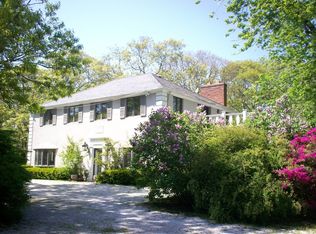 181 Bay Ave E, Hampton Bays, NY 11946