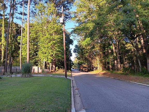 4th image of 1211 Stewart Rd