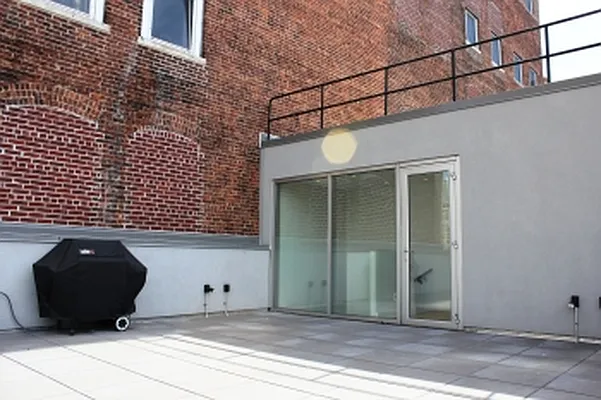 Sold by MNS | media 27