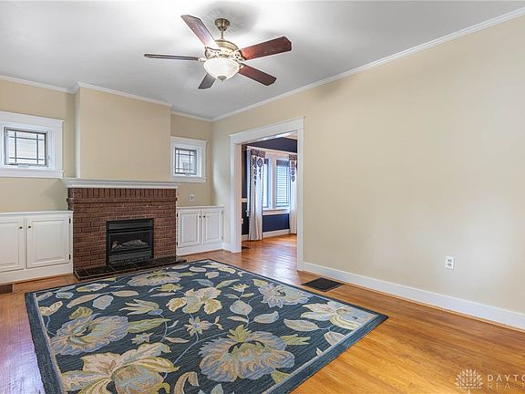 4th image of 225 Peach Orchard Ave