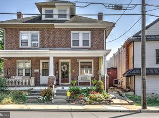 429 N State St, Ephrata, PA