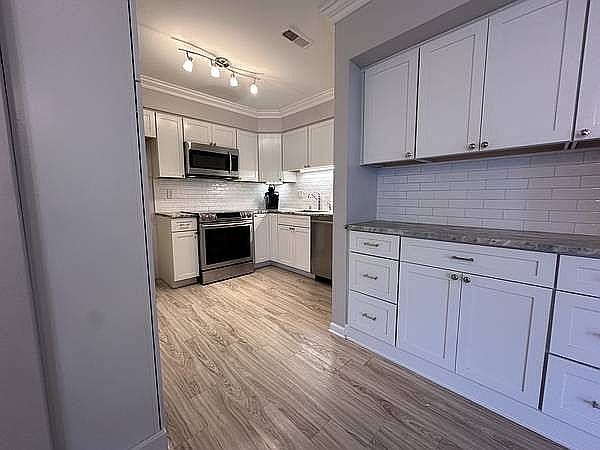 1st image of 51147 Courtyard Dr