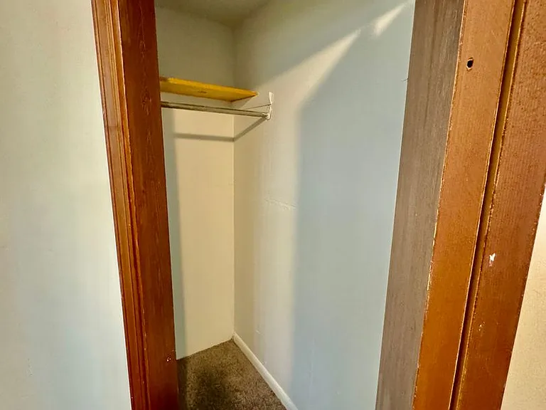 604 Pearl St — Photo 15