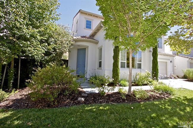 1st image of 72 Sunny Cove Dr