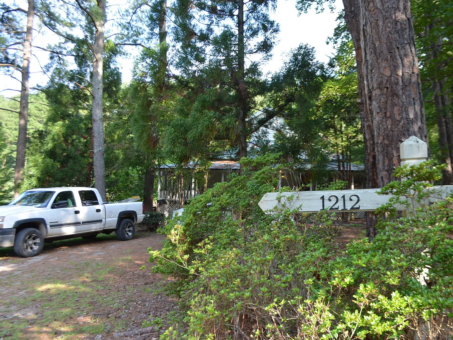 2 bed, 2.0 bath, 2000 sqft, $3,500 — Photo 2