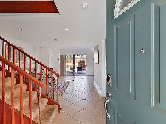 4th image of 2660 Sean Ct