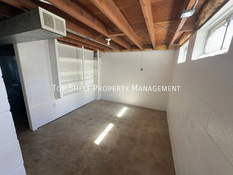 2752 Holcomb Ave — Photo 9