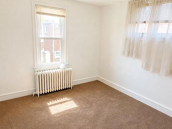 5th image of 4826 N Bouvier St