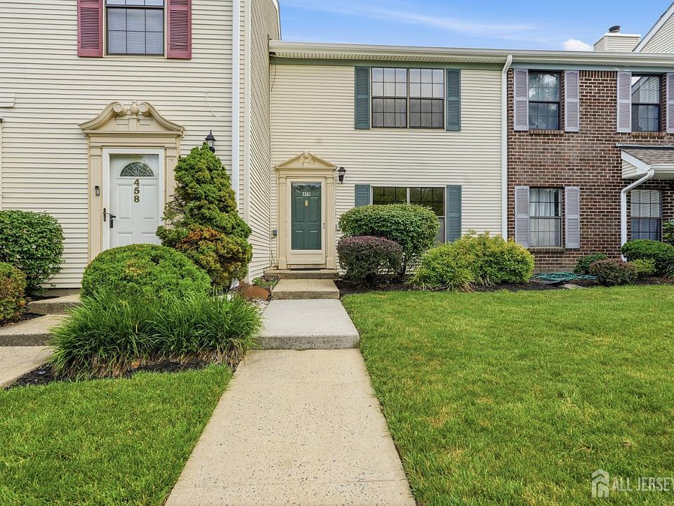 1st image of 459 Andover Pl