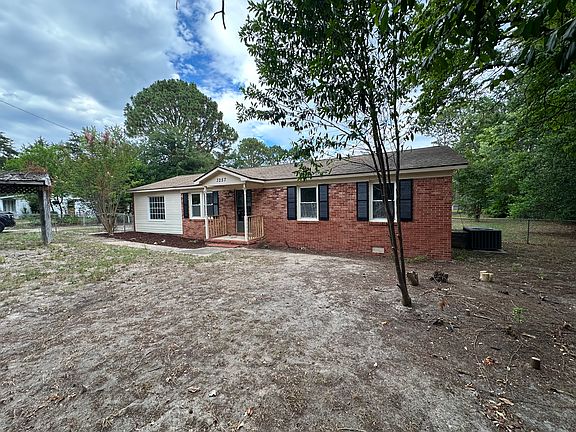 2nd image of 3257 Dorian Rd