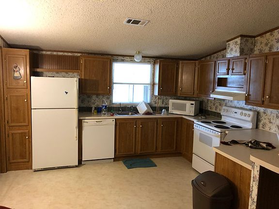 4th image of 555 Windmill Cir Unit A