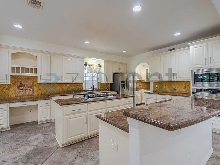 14911 Oxford Way — Photo 14