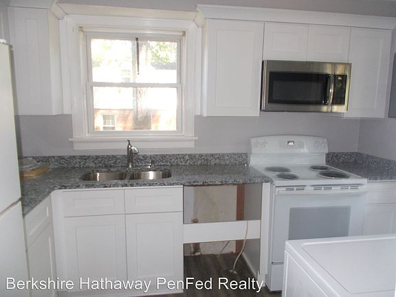 4th image of 1205 Bridle Ln