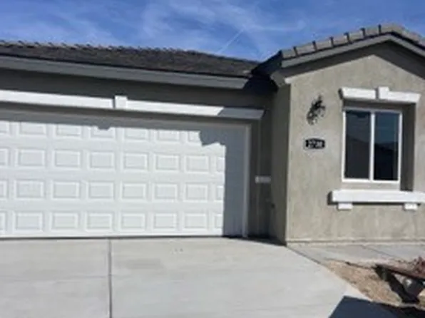 2731 Meadowbrook Dr, Imperial, CA 92251