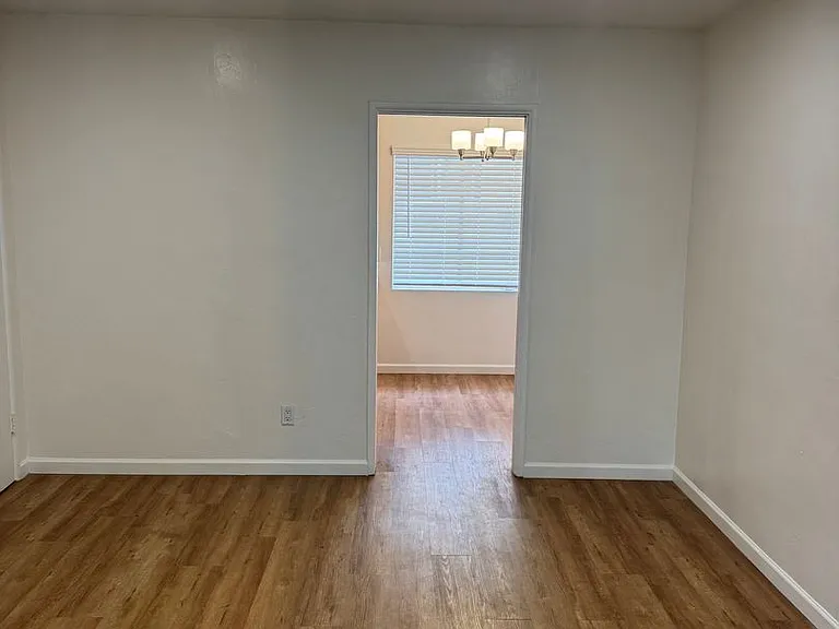 4665 Muir Ave — Photo 8