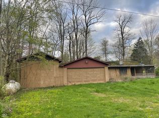 9825 E North St, Rockville, IN 47872