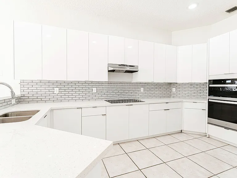 12630 Torbay Dr — Photo 30