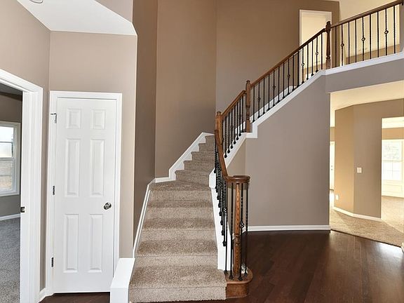 5th image of 1198 Mitford Ln
