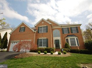 25782 Aythorne Ln, Chantilly, VA 20152
