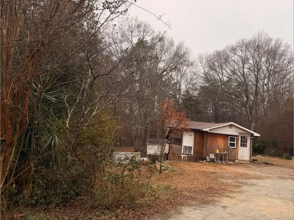 258 Persimmon St, Toccoa, GA 30577