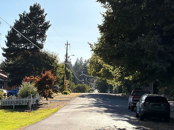 5th image of 12755 SW Davies Rd