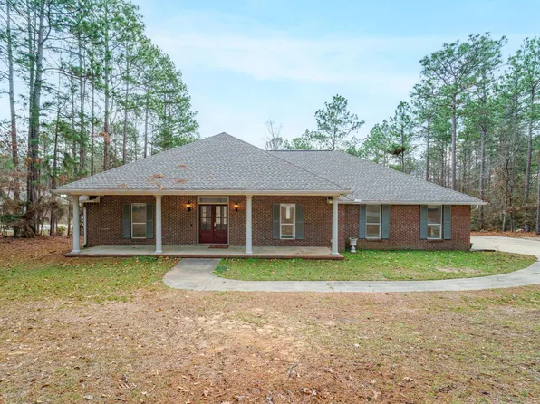 530 Longleaf Dr, Petal, MS 39465