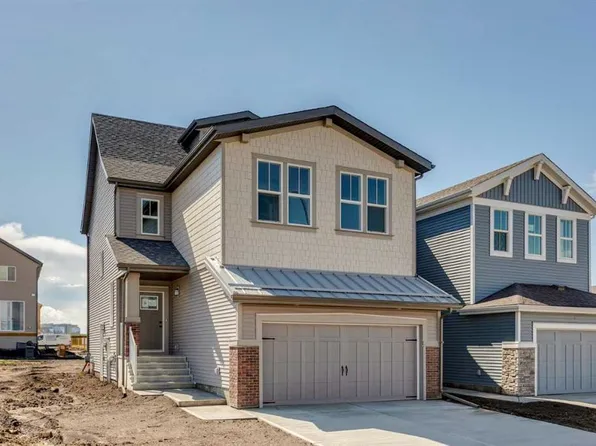 93 E Bartlett Way SE, Calgary, AB T3S 0Y1