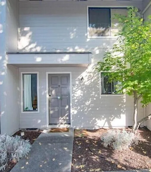 1309 Maple Leaf Ct — Photo 93