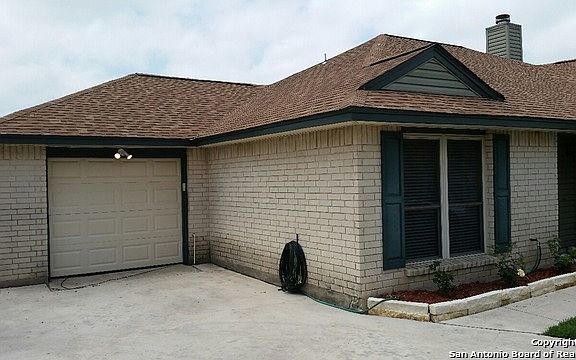 3rd image of 3908 Cedar Ct