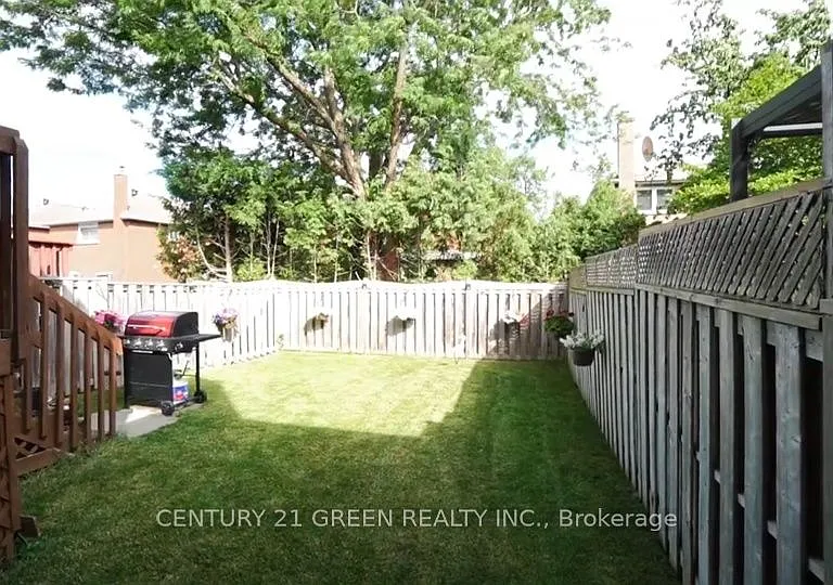 849 Millworks Cres — Photo 25