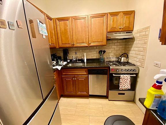 5th image of 243 W 100th St #D