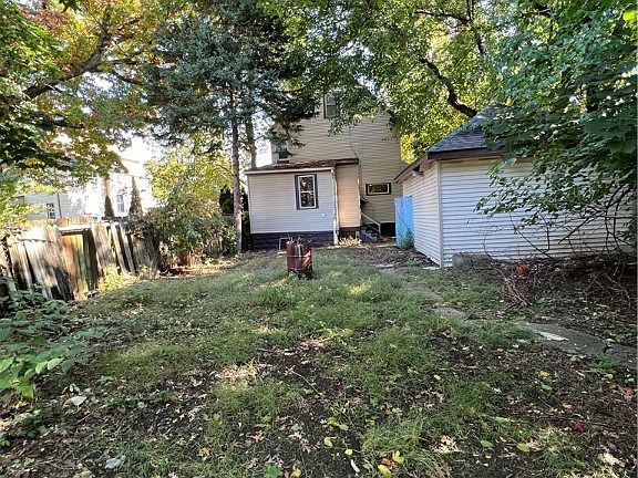 2nd image of 10202 Adams Ave #4