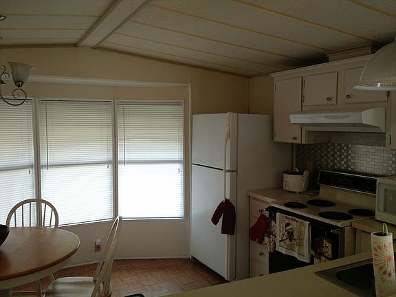 4th image of 177 Tara Ln