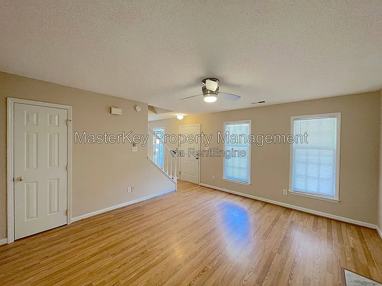6320 Dry Fork Ln — Photo 3