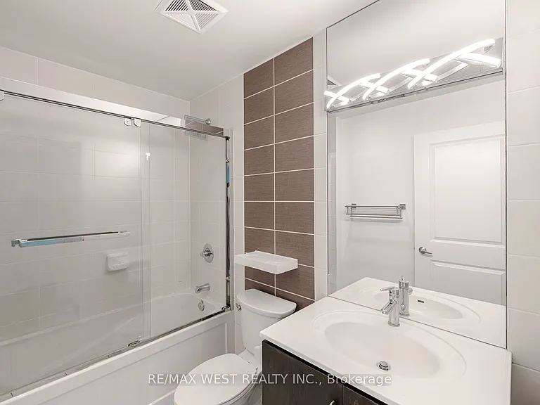 215 Sherway Gardens Rd #212 — Photo 12