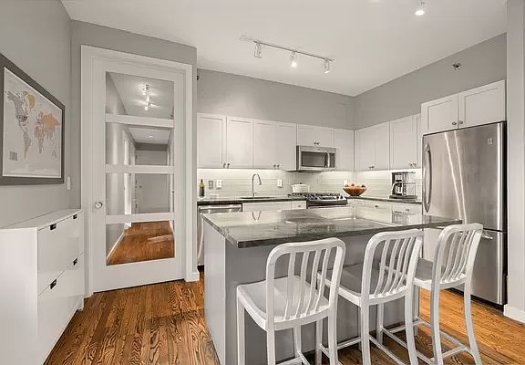 4th image of 304 W 115th St APT 2A