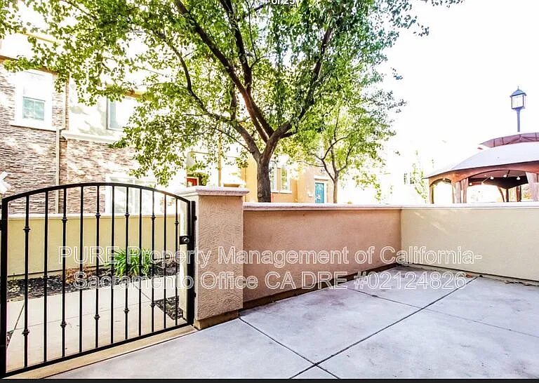 1749 Camino Real Way — Photo 5