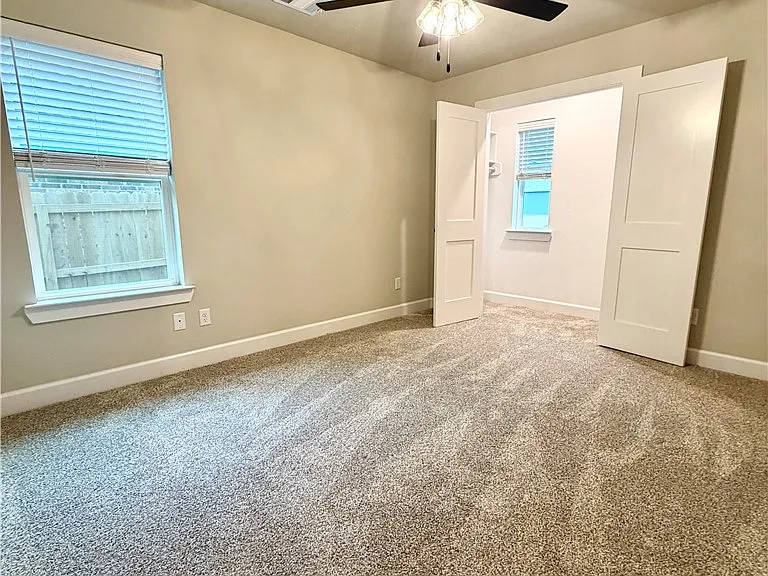 1216 Bridgewater Dr — Photo 15