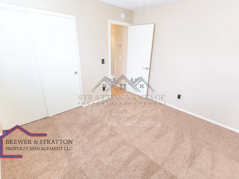4962 E Holmes Ave — Photo 31